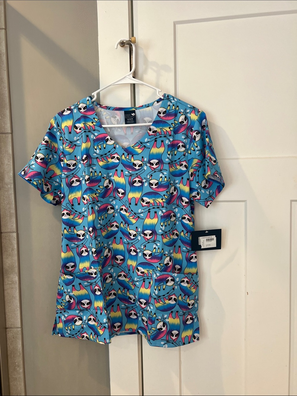 Colorful Sloth Print Medical Scrub Top - Bright Aqua - NWT size medium
